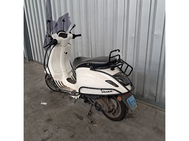 Snorscooter, vespa piaggio, sprint, 2016 - afbeelding 13 van  25