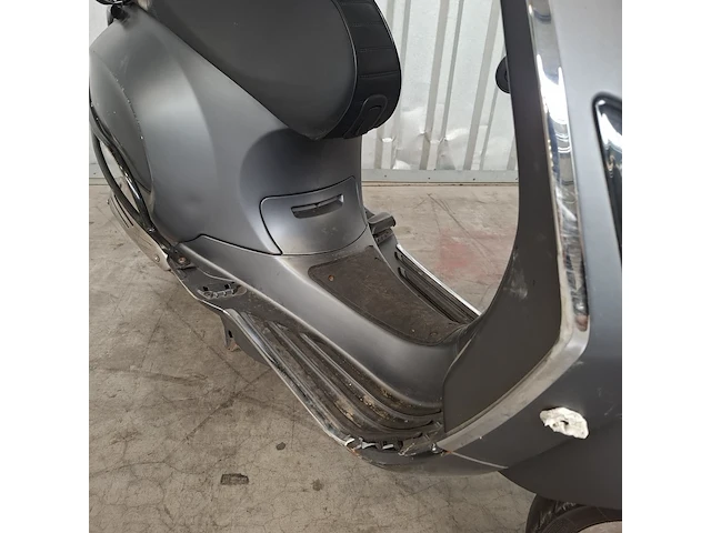 Snorscooter, vespa piaggio, sprint, 2016 - afbeelding 10 van  50