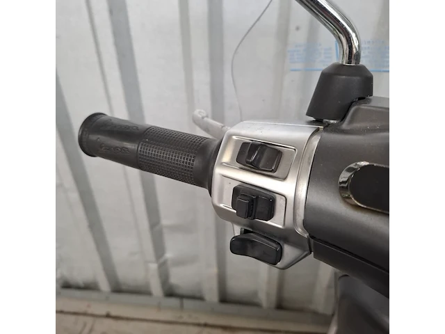 Snorscooter, vespa piaggio, sprint, 2016 - afbeelding 30 van  50