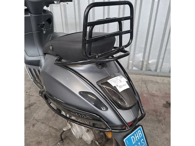 Snorscooter, vespa piaggio, sprint, 2016 - afbeelding 33 van  50