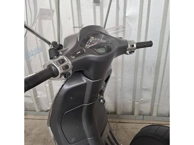 Snorscooter, vespa piaggio, sprint, 2016 - afbeelding 41 van  50