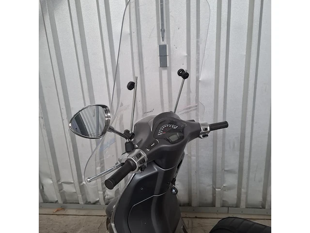 Snorscooter, vespa piaggio, sprint, 2016 - afbeelding 42 van  50