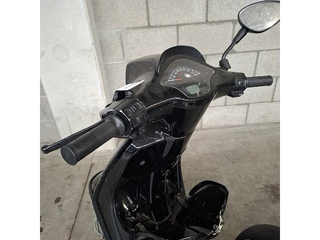 Snorscooter, vespa piaggio, sprint, 2016 - afbeelding 46 van  54
