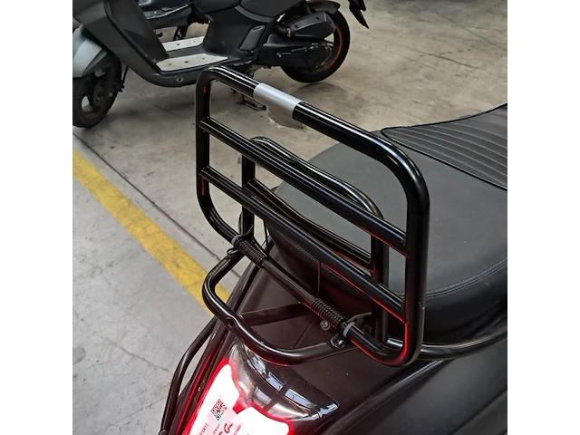 Snorscooter, vespa piaggio, sprint, 2020 - afbeelding 16 van  26