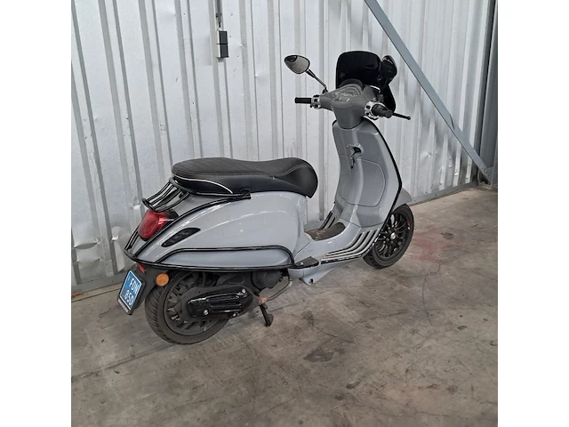 Snorscooter, vespa piaggio, sprint, 2020 - afbeelding 17 van  23
