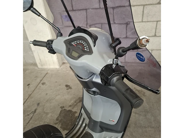 Snorscooter, vespa piaggio, sprint, 2020 - afbeelding 27 van  52