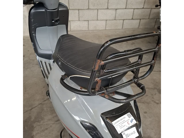 Snorscooter, vespa piaggio, sprint, 2020 - afbeelding 36 van  52