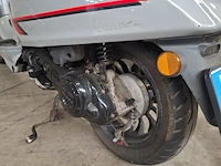 Snorscooter, vespa piaggio, sprint, 2020 - afbeelding 38 van  52