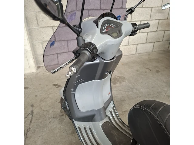 Snorscooter, vespa piaggio, sprint, 2020 - afbeelding 40 van  52