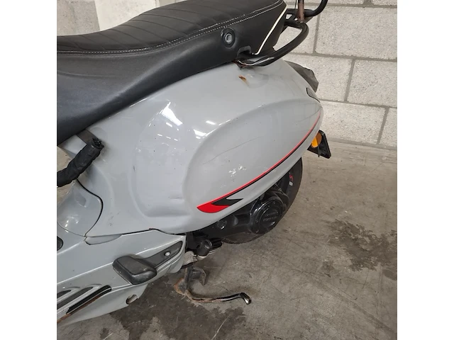 Snorscooter, vespa piaggio, sprint, 2020 - afbeelding 51 van  52