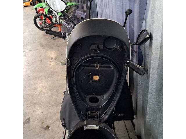 Snorscooter, vespa piaggio, sprint, 2021 - afbeelding 18 van  29
