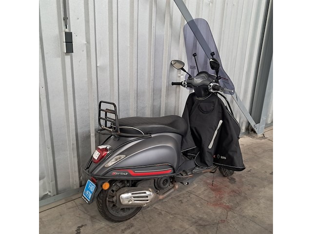 Snorscooter, vespa piaggio, sprint, 2021 - afbeelding 23 van  29