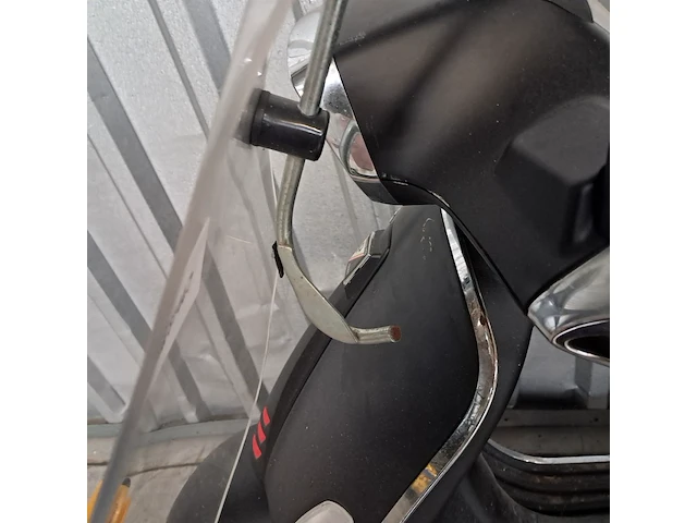 Snorscooter, vespa piaggio, sprint - afbeelding 13 van  24
