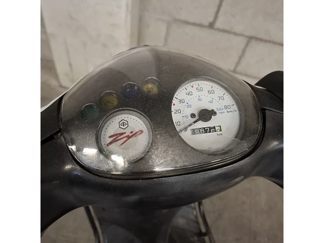 Snorscooter, vespa piaggio, zip, 2020 - afbeelding 2 van  30
