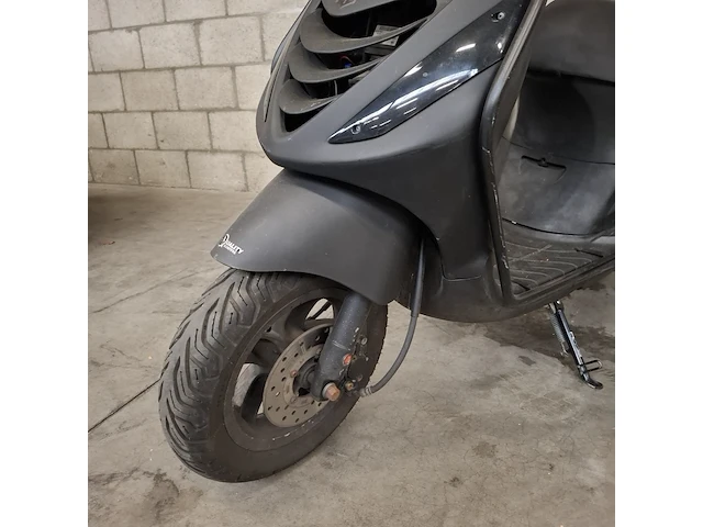 Snorscooter, vespa piaggio, zip, 2020 - afbeelding 23 van  30