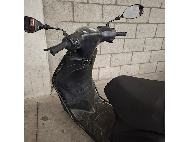 Snorscooter, vespa piaggio, zip, 2020 - afbeelding 30 van  30