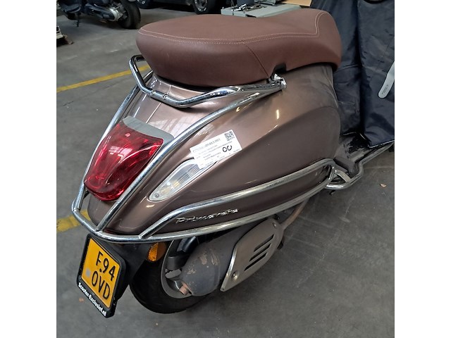 Snorscooter, vespa, primavera 4t, 2014 - afbeelding 11 van  35