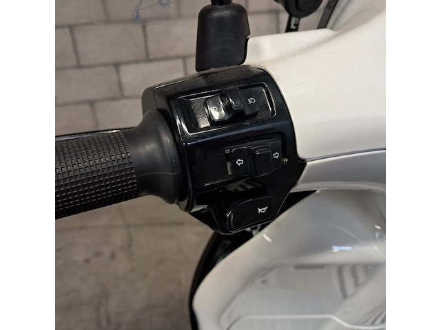 Snorscooter, vespa, sprint, 2020 - afbeelding 9 van  45
