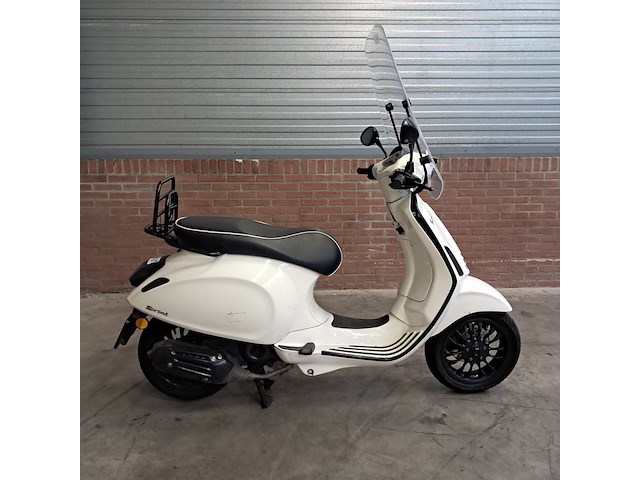 Snorscooter, vespa, sprint, 2020 - afbeelding 1 van  45
