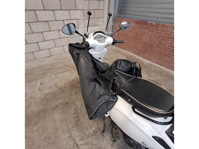 Snorscooter, vespa, sprint, 2020 - afbeelding 44 van  45