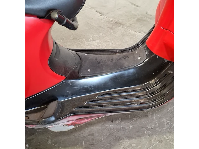 Snorscooter, vespa, sprint 4t, 2015 - afbeelding 15 van  37