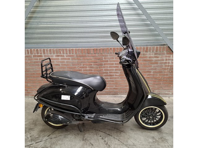 Snorscooter, vespa, sprint 4t, 2016 - afbeelding 1 van  37