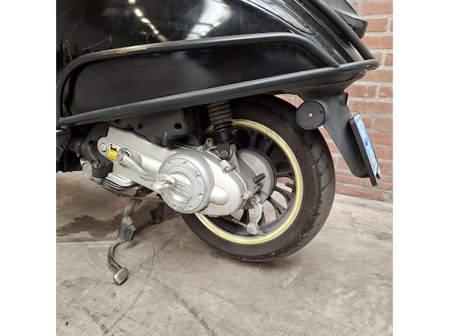 Snorscooter, vespa, sprint 4t, 2016 - afbeelding 14 van  37