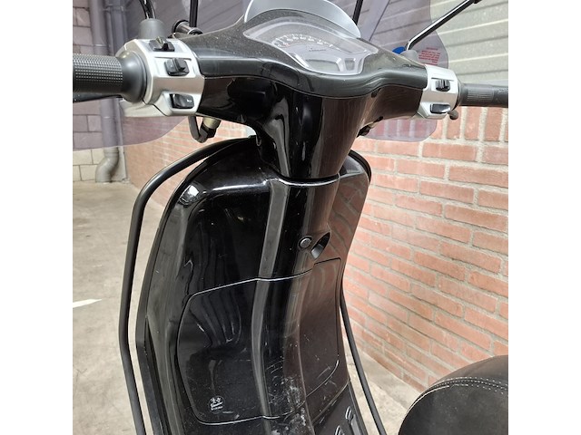 Snorscooter, vespa, sprint 4t, 2016 - afbeelding 18 van  37