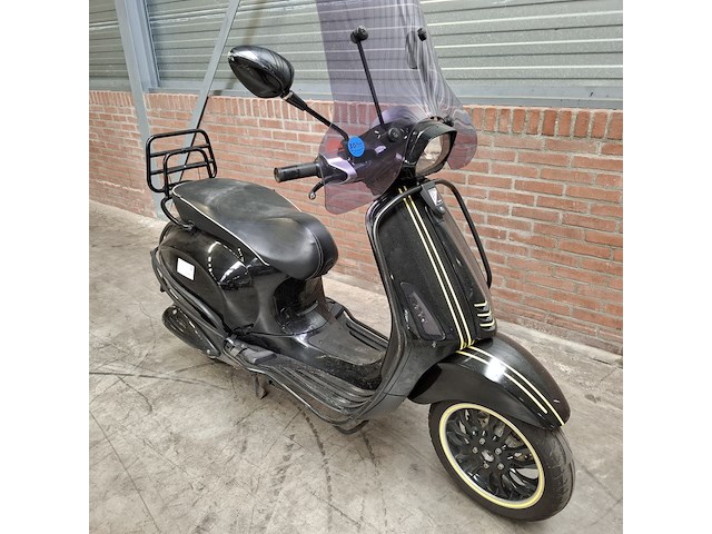 Snorscooter, vespa, sprint 4t, 2016 - afbeelding 12 van  37