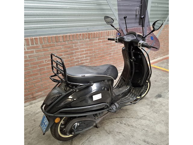Snorscooter, vespa, sprint 4t, 2016 - afbeelding 23 van  37