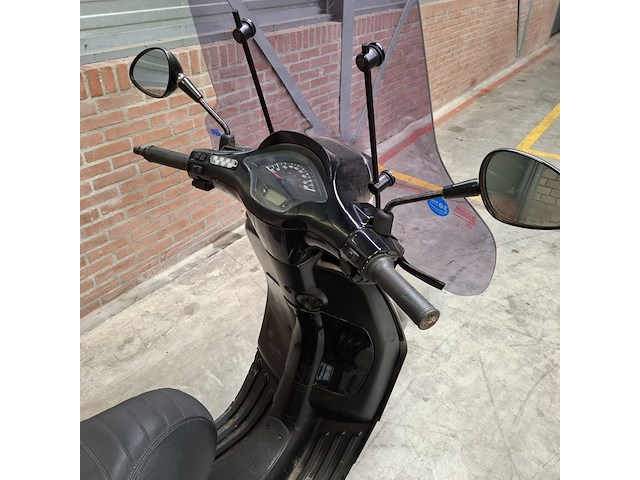 Snorscooter, vespa, sprint 4t, 2017 - afbeelding 3 van  39