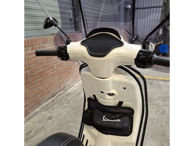 Snorscooter, vespa, sprint 4t, 2017 - afbeelding 32 van  32