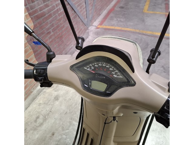 Snorscooter, vespa, sprint 4t, 2017 - afbeelding 2 van  39