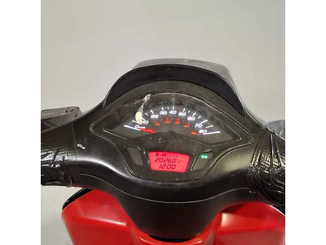 Snorscooter vespa, sprint 4t, bouwjaar 2015 - afbeelding 21 van  37