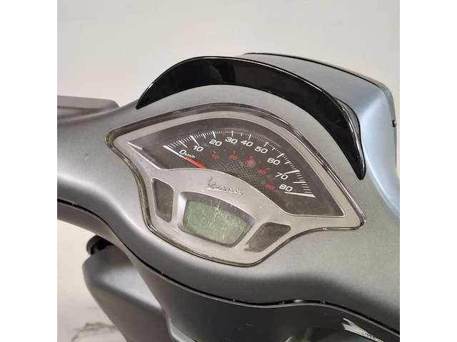 Snorscooter vespa, sprint 4t - afbeelding 24 van  35