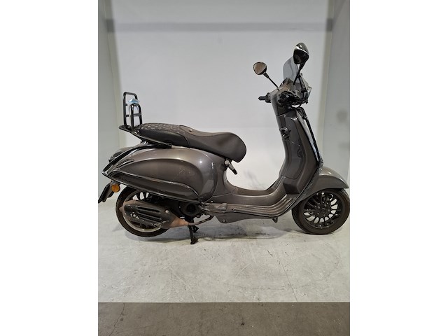 Snorscooter, vespa, sprint 50, 2018 - afbeelding 1 van  20