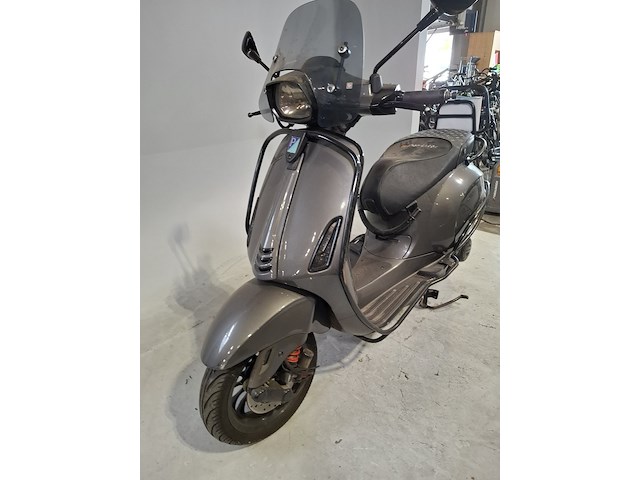 Snorscooter, vespa, sprint 50, 2018 - afbeelding 17 van  20