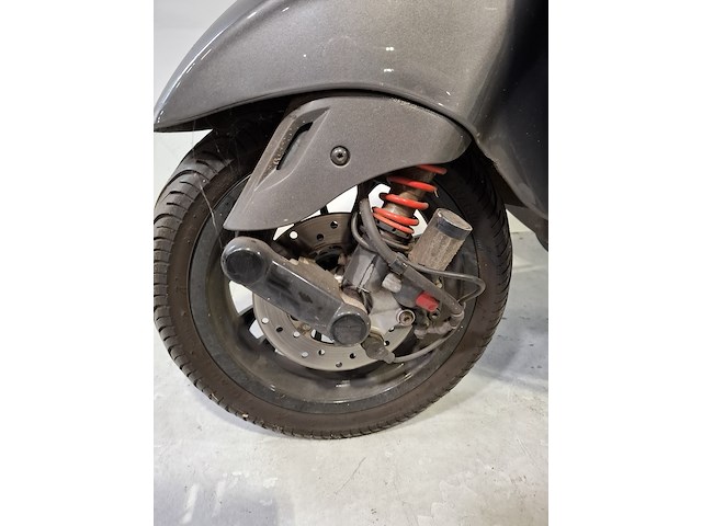 Snorscooter, vespa, sprint 50, 2018 - afbeelding 19 van  20
