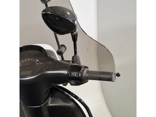 Snorscooter, vespa, sprint 50, 2022 - afbeelding 18 van  35