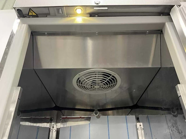 Snowflake (gram) - f 605 rg c - mobiele rvs vrieskast - afbeelding 8 van  9