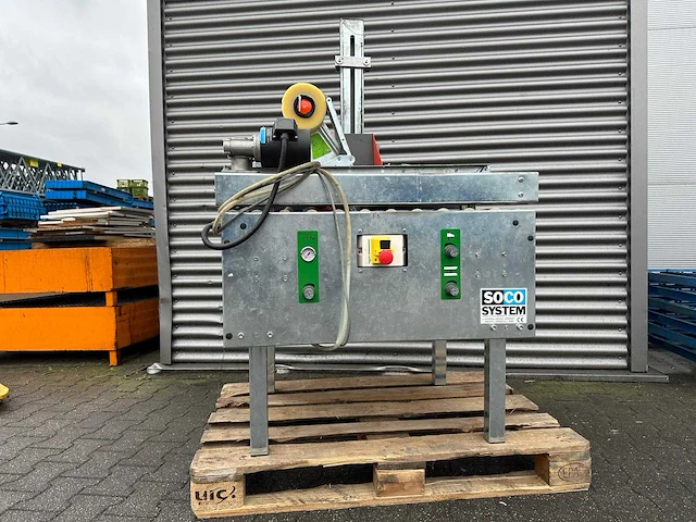 Soco system - 2003 - t55 - dozensluitmachine - afbeelding 1 van  4