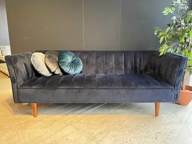 Sofa - afbeelding 1 van  4