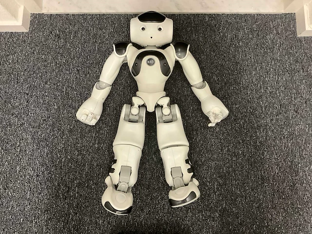 Softbank robotics nao 6 humanoid robot - afbeelding 1 van  13