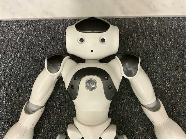 Softbank robotics nao 6 humanoid robot - afbeelding 7 van  13