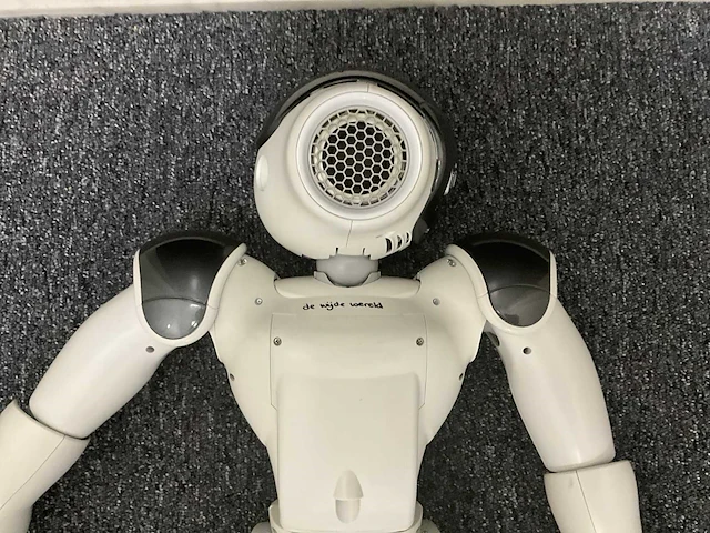 Softbank robotics nao 6 humanoid robot - afbeelding 11 van  13