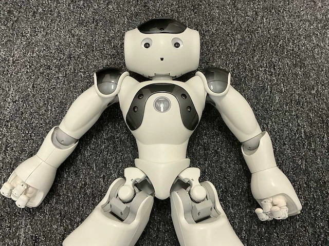 Softbank robotics nao 6 humanoid robot - afbeelding 8 van  12