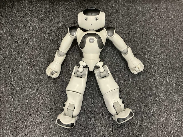 Softbank robotics nao 6 humanoid robot - afbeelding 1 van  9