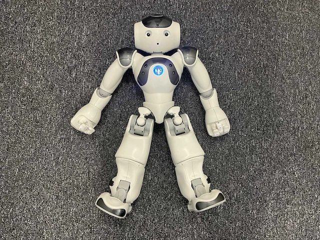 Softbank robotics nao 6 humanoid robot - afbeelding 4 van  11