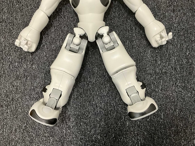 Softbank robotics nao 6 humanoid robot - afbeelding 5 van  10