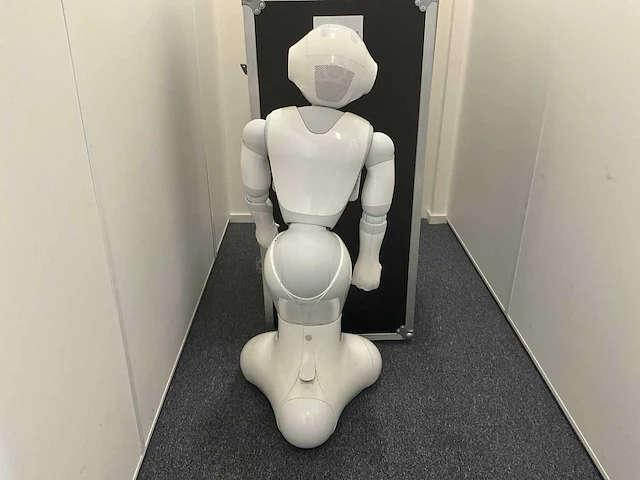 Softbank robotics robot - afbeelding 12 van  15